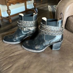 Bed Stu woman’s boots